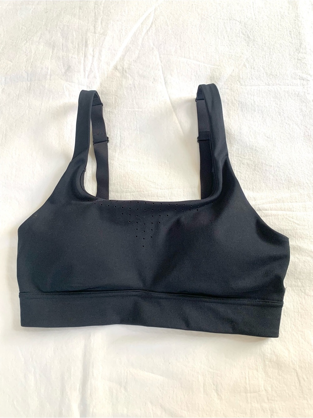Under Armour  Black Sports Bra. Small
